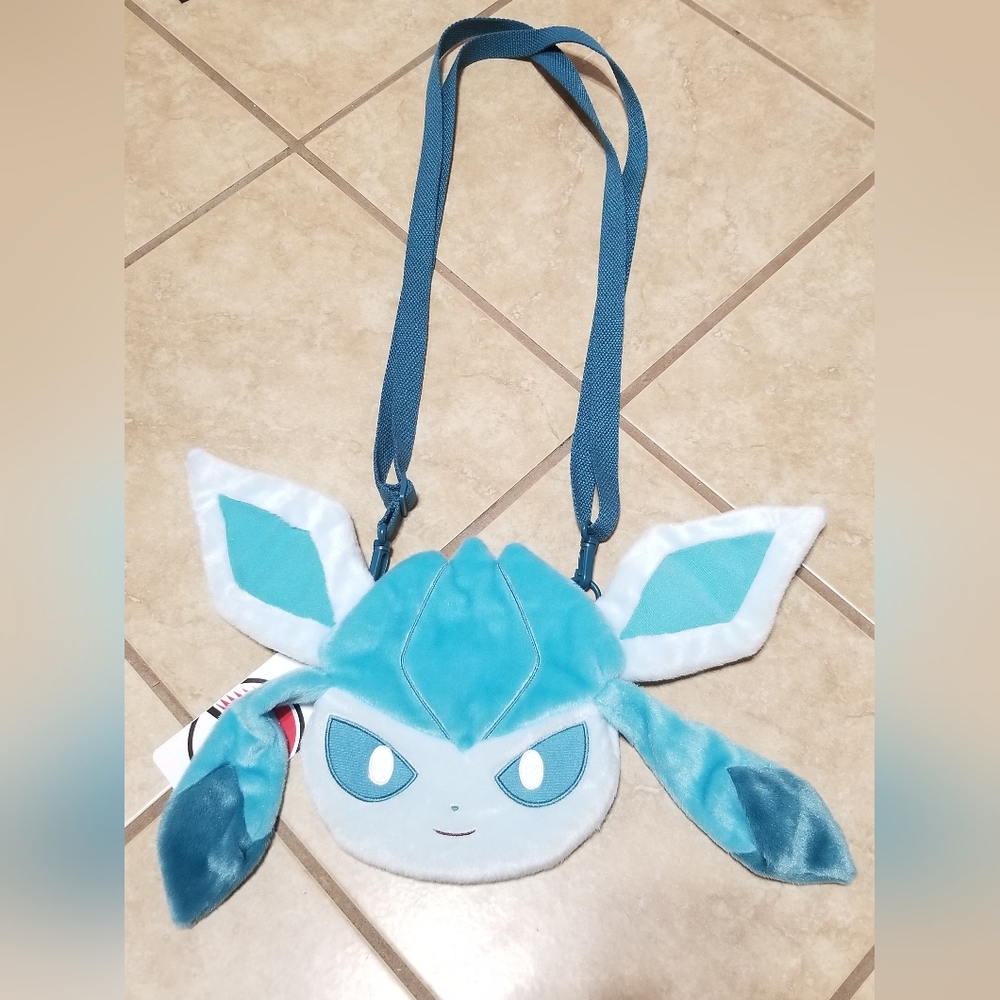 Pokemon Center Glaceon Face Plush Bag